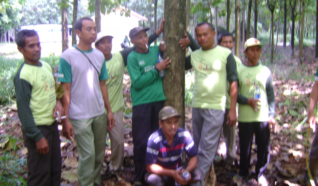 Studi Banding Petani Bersama Koperasi Unit UBH KPWN 