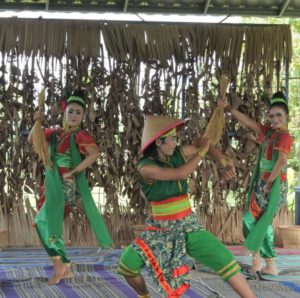 Tarian Upacara Mapag Sri - Melestarikan Kearifan Lokal